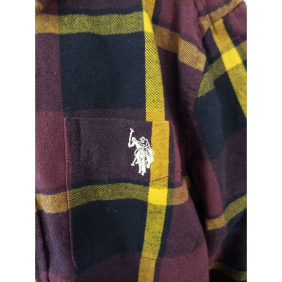 U.S. Polo Assn. Kid's Burgundy and Black Button Down Shirt Size Medium - Picture 3 of 6